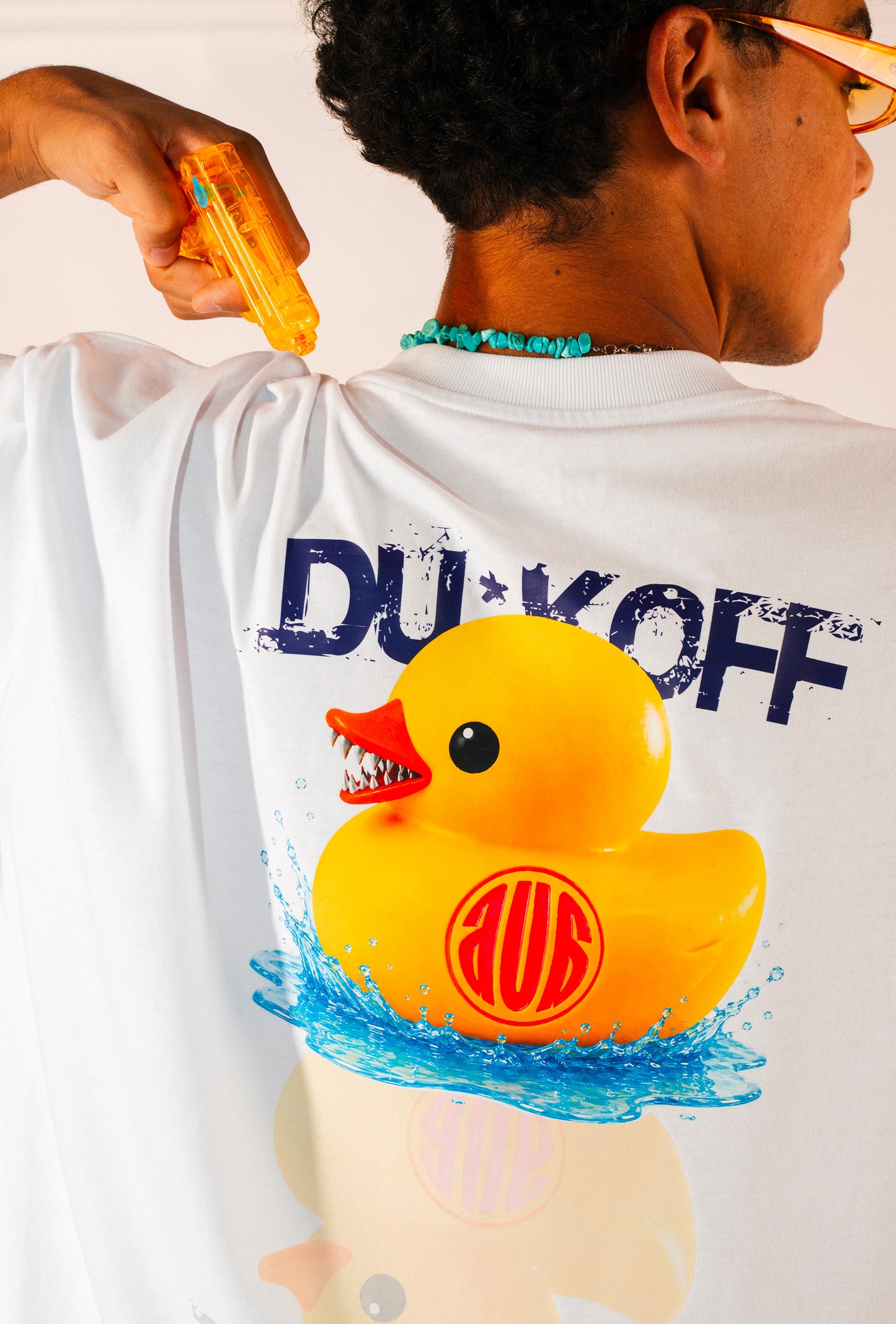 TEE 009 DU*CK OFF